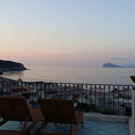 Ξενοδοχείο La Zagara 4*